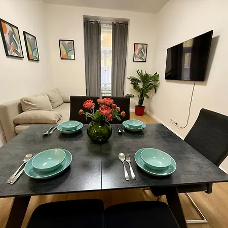 Charles Square By Ruterra Apartmán *